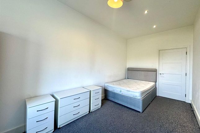 Bedroom Pic 1.Jpeg