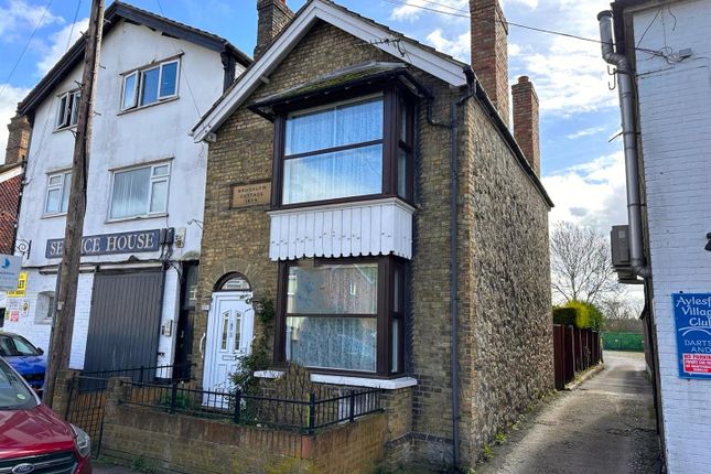 Thumbnail Property for sale in Rochester Road, Aylesford