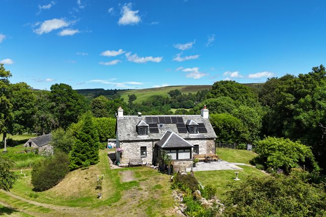 Blackcraig Farmhouse, Blairgowrie photo 2