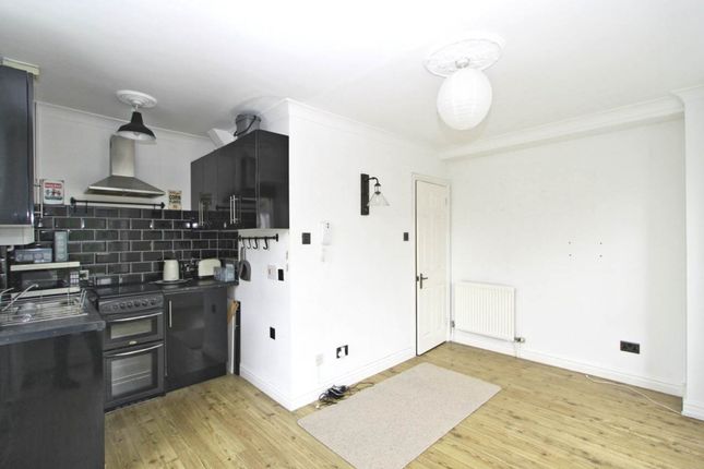 Flat 2, Katherine Lady Berkeley Mews School Road, Wotton-Under-Edge photo 4