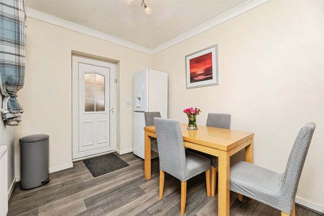58, Pinewood Drive, Selby photo 4