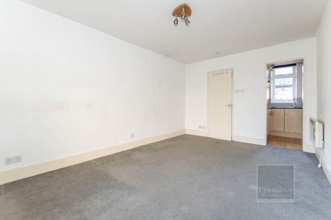 16, Mandells Court, Norwich photo 2