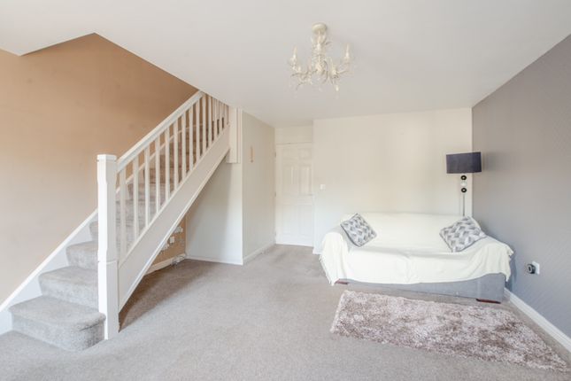 7, Knights Way, Bingley photo 2