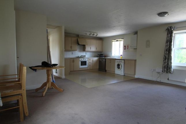 23 Cherry Court, Cambridge, Lower Cambourne photo 3