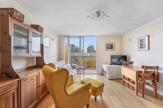 Flat 28, Kinnear Apts Chadwell Lane, London photo 5