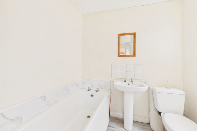 6 Cawood Avenue, Field Street, East Riding of Yorkshire photo 3