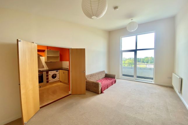 Thumbnail Flat for sale in Broad Street, Great Cambourne, Cambridge