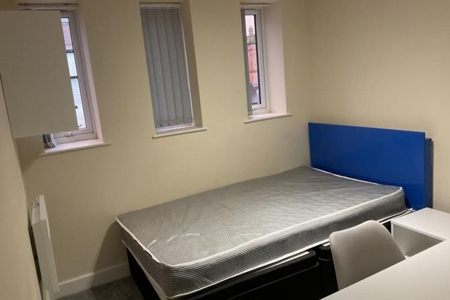 Room to rent in Millstone Place, Millstone Lane, Leicester