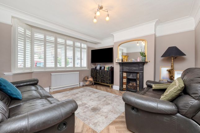 31, Kingsdown Road, Sutton photo 4