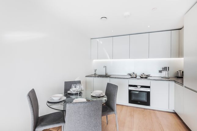 1 UPPER RIVERSIDE, Cutter Lane, London photo 2