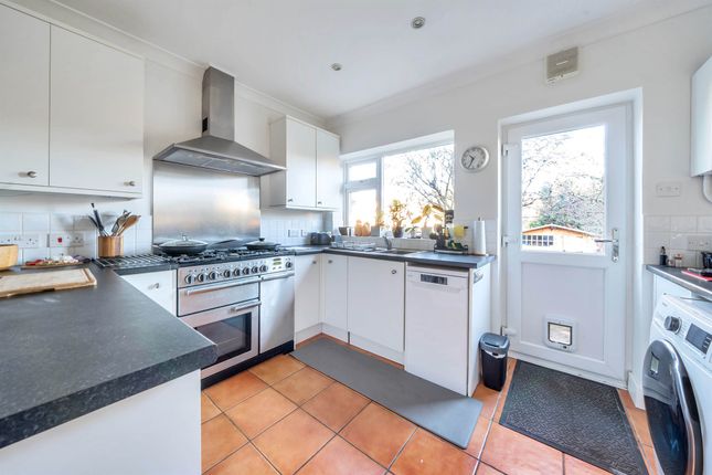 Terraced house for sale in College Glen, Maidenhead
