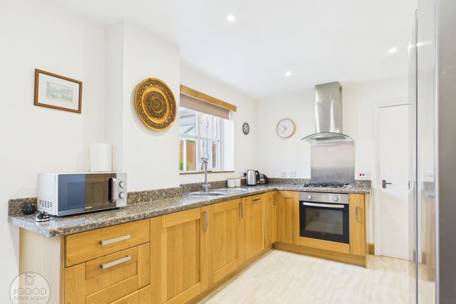 26, Frome Park, Hereford photo 3