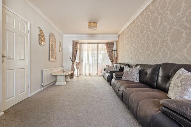 132, Northdene Road, Leicester photo 3