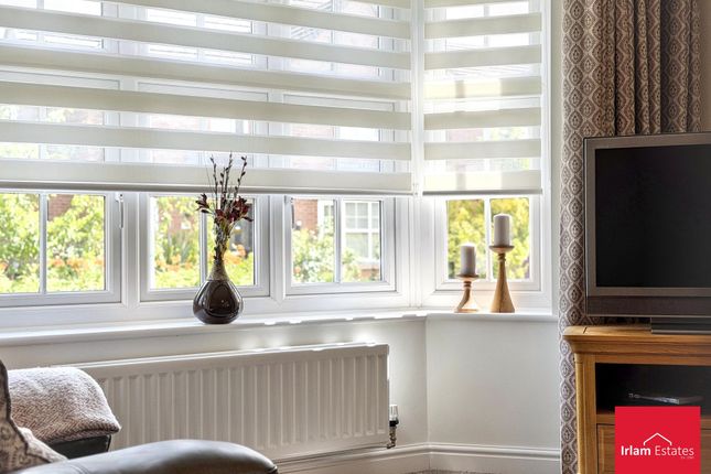 7 Roseway Avenue, Manchester photo 3
