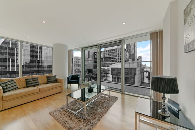 Thumbnail Flat to rent in West Tower, The Landmark, Canary Wharf