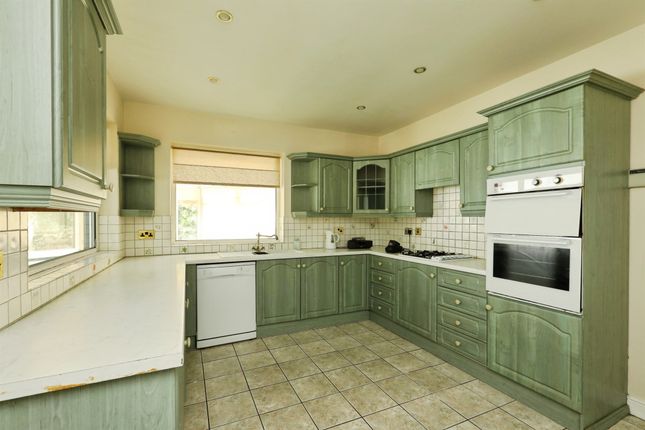 Newlands, Old Epworth Road, Doncaster photo 4