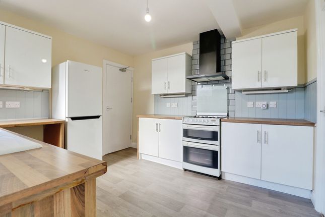 24, Gordon Road, Southend-on-sea photo 2