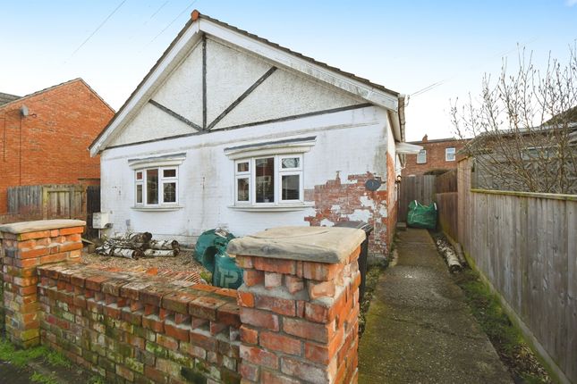 Thumbnail Detached bungalow for sale in Roseberry Avenue, Skegness