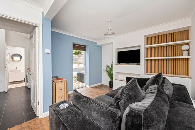 8a Cowper Street, Hove photo 2