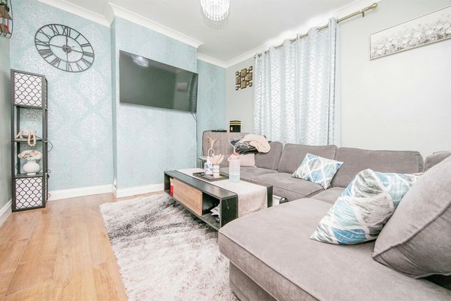 Terraced house for sale in Chevallier Street, Ipswich