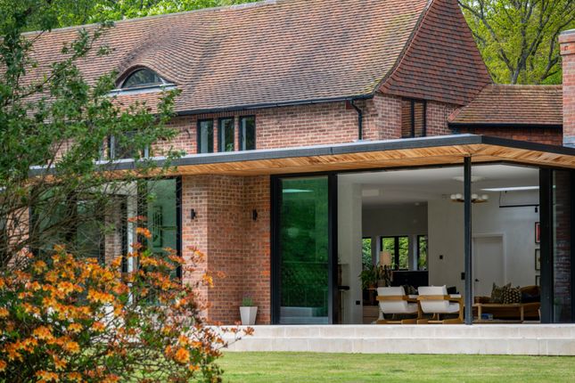 Thunderdell, Ringshall Road, Berkhamsted photo 4
