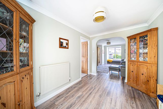 15 Cole Close, Andover photo 4