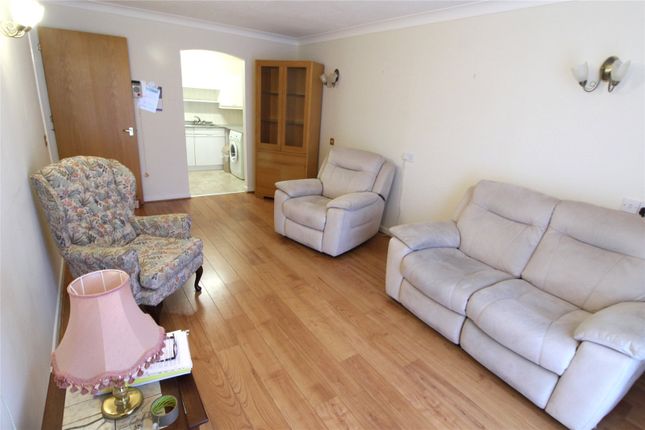 8 Borrowdale Court,, Gordon Hill, Middlesex photo 2