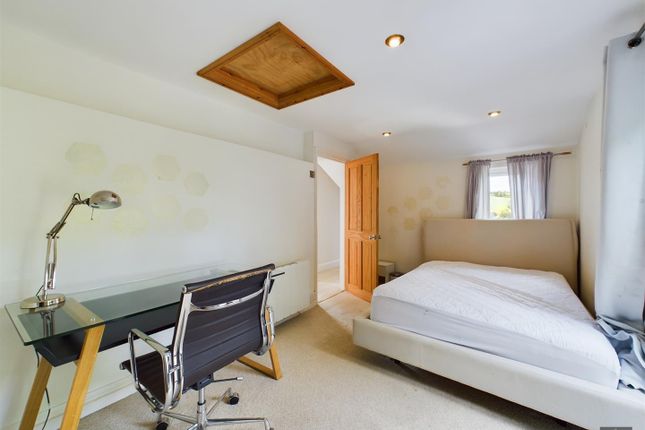 The Mount, Lodge Hill, Exeter photo 3
