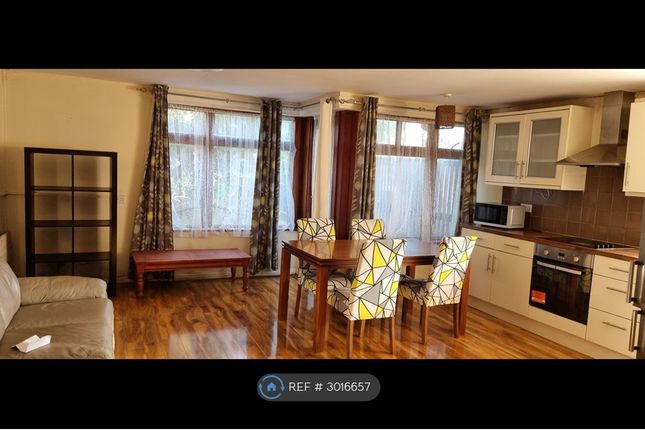 Rawsthorne Court, Staines Road, Hounslow photo 4