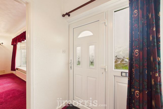 1 Lime Grove, Whitland photo 4