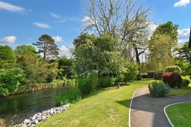 Flat for sale in River Park, Marlborough, Wiltshire