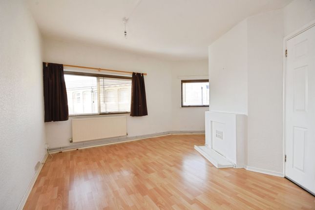 17, Mildmay Road, Chelmsford photo 4