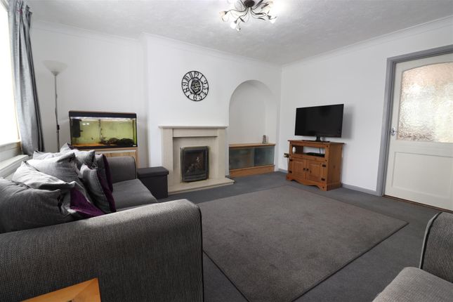 End terrace house for sale in Newton Road, Rushden
