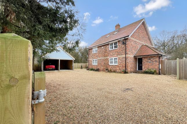 Thumbnail Semi-detached house for sale in Hedingham Road, Gosfield, Halstead