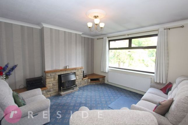 20, Ladyhouse Close, Rochdale photo 2