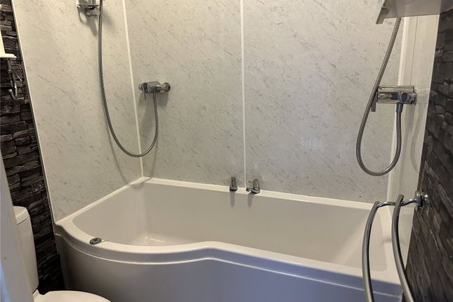 Flat 6, 17, Park Street, Somerset photo 5