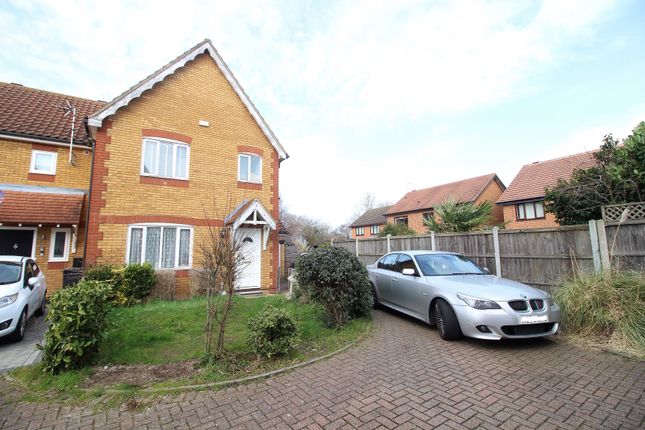 End terrace house for sale in Calshot Avenue, Chafford Hundred, Grays