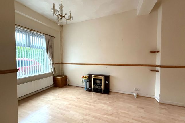 24, Commercial Street, Caerphilly photo 4