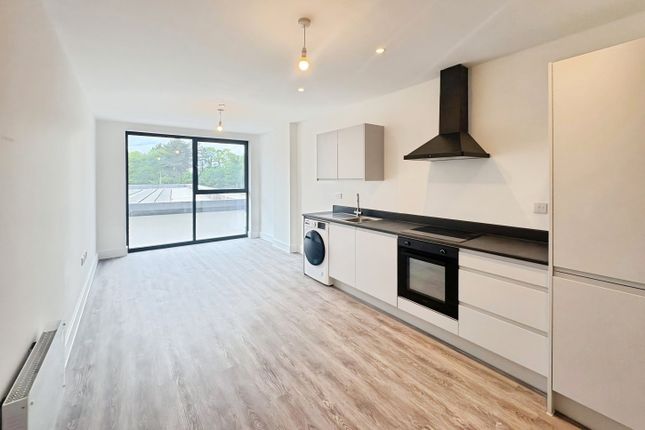 146 The Bays, The Stow, HARLOW photo 3