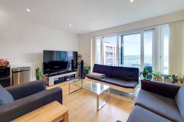 Thumbnail Flat to rent in Hampton Apartments, Woolwich, London