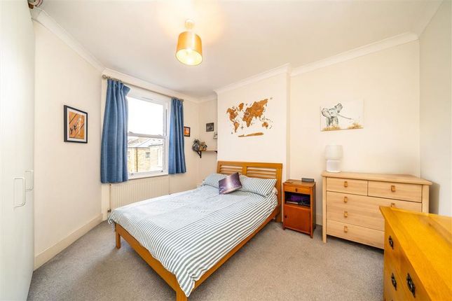 30C, Hackford Road, London photo 3