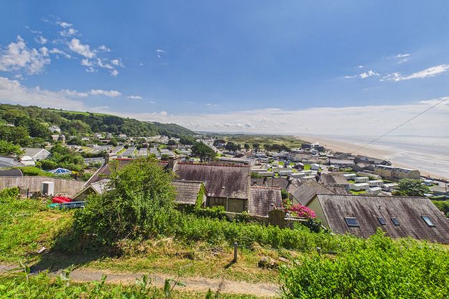 Hillside, Pendine Hill, Carmarthen photo 2