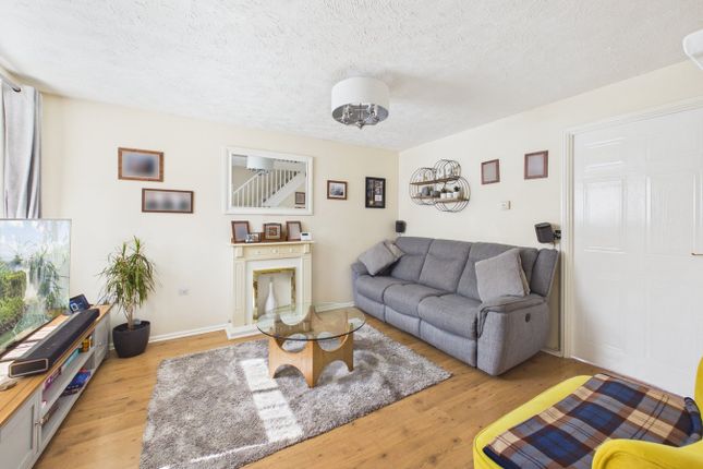 10, Worle Moor Road, Weston Village, Weston-Super-Mare photo 3