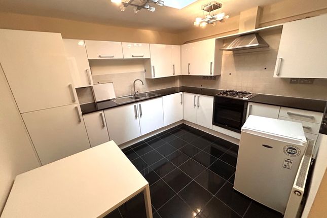Flat 5A, Jackson's Moss, Manchester photo 4