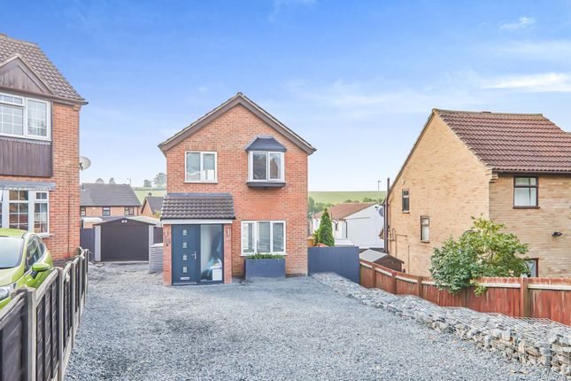 Thumbnail Detached house for sale in Grasmere Close, Brizlincote Valley, Burton-On-Trent