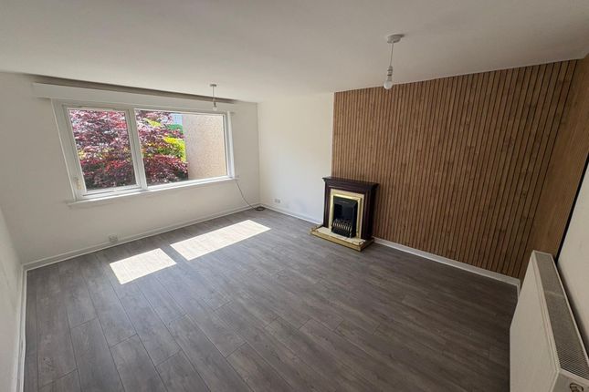38 Foxbar Crescent, Paisley photo 4