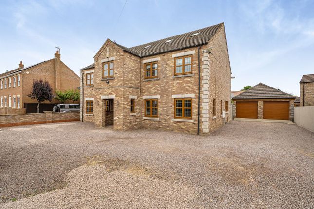 7-bed detached on Hollycroft Road, Wisbech, £525,000