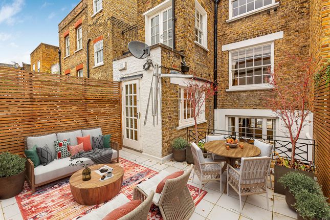 Thumbnail Town house to rent in Montpelier Place, Knightsbridge