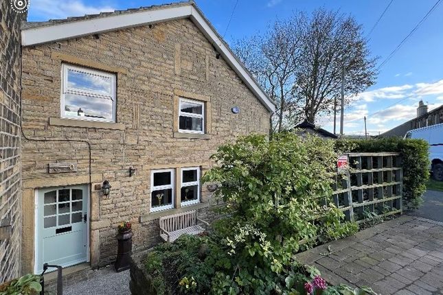 Thumbnail Cottage for sale in Town Head, Honley, Holmfirth