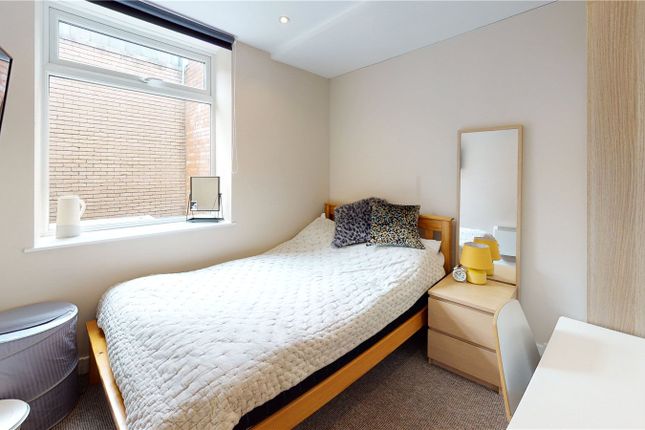 First Floor Flat, 94E,, Whiteladies Road, Bristol, City of photo 5